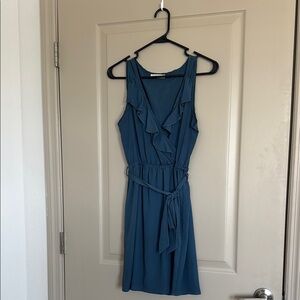 Elegant Blue Sleeveless Dress